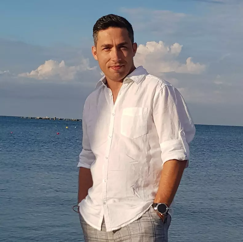 38195959_10212994447110847_692441220235919360_n