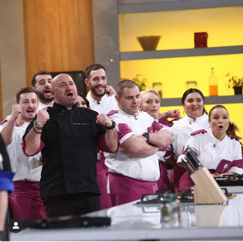 florin-revesz-de-la-chefi-la-cutite-3