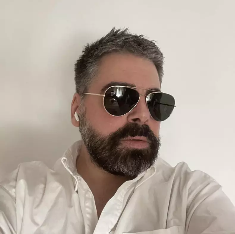 maurice-munteanu-servicii-intime-8