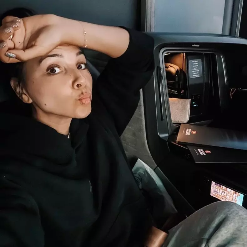 CORINA CARAGEA FARA MACHIAK