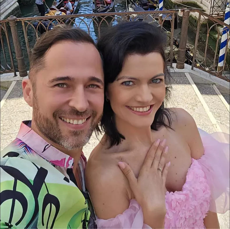 dinu maxer si iubita 678