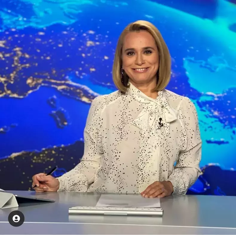 andreea-esca-imbracata-de-maria-marinescu-la-strile-pro-tv-2