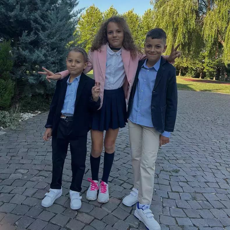 mirela-vaida-copii-prima-zi-de-scoala-2