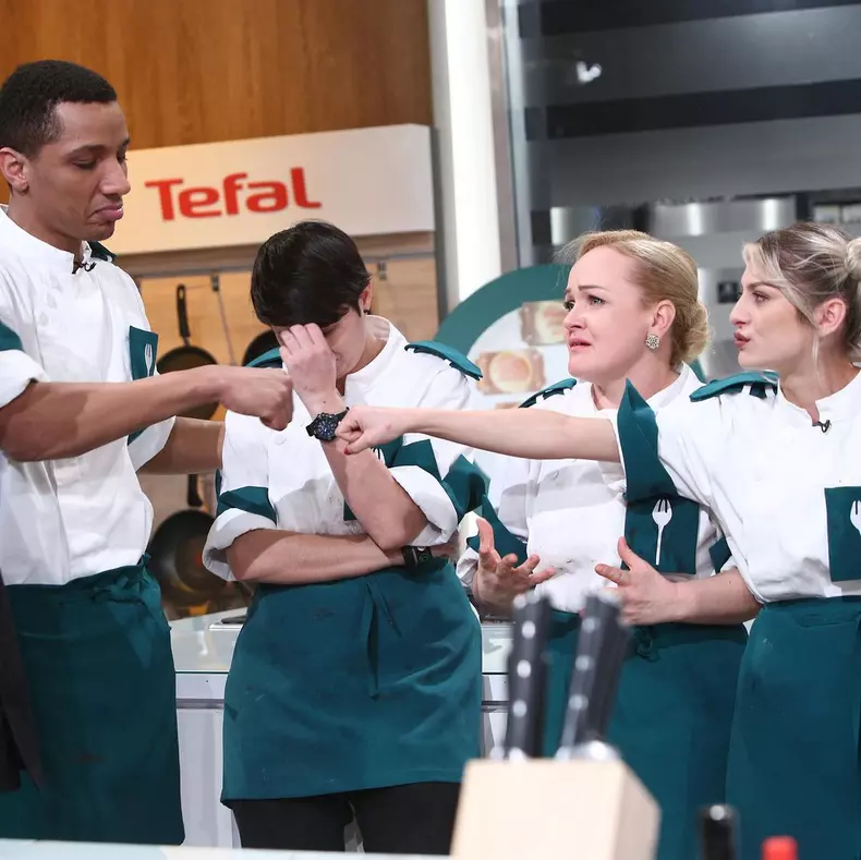 Eliminarea „Chefi la cuțite” la care a plâns toată echipa! Ce concurent a părăsit competiția