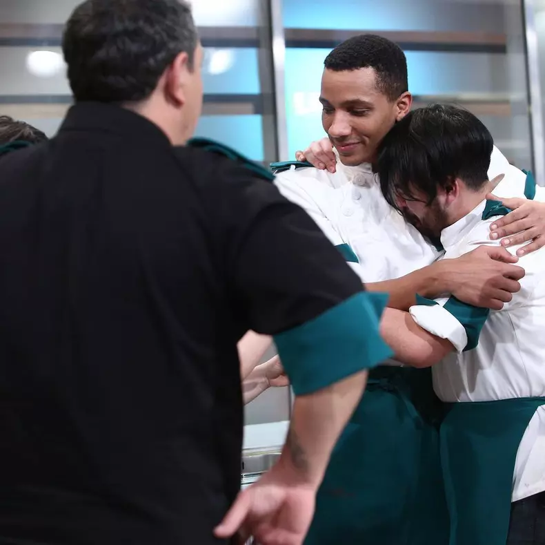 Eliminarea „Chefi la cuțite” la care a plâns toată echipa! Ce concurent a părăsit competiția