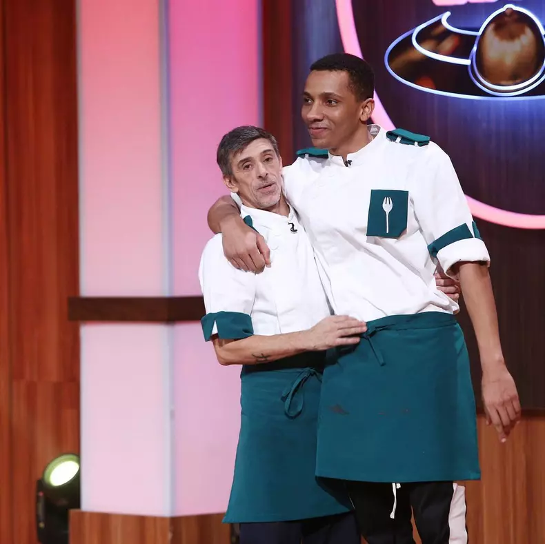 Eliminarea „Chefi la cuțite” la care a plâns toată echipa! Ce concurent a părăsit competiția