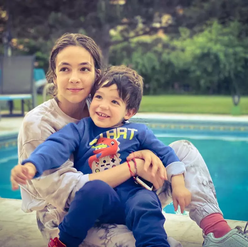 Ce mari s-au făcut copiii Roxanei Ciuhulescu (2)