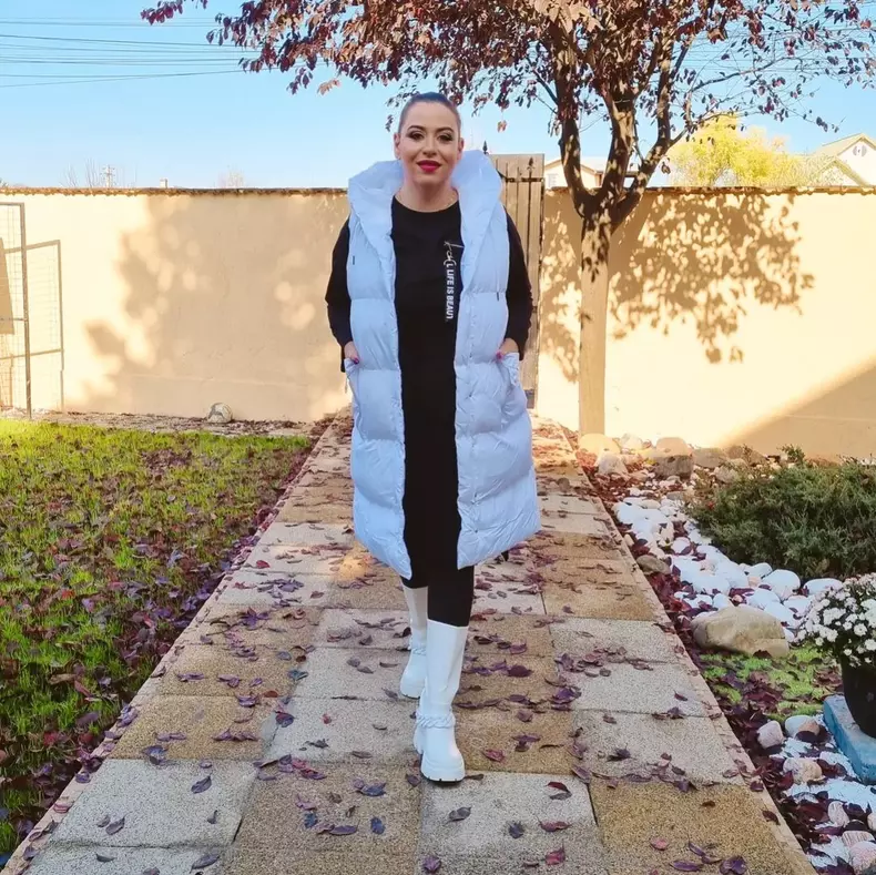 Oana-Roman-vrea-sa-se-mute-din-Romania-2