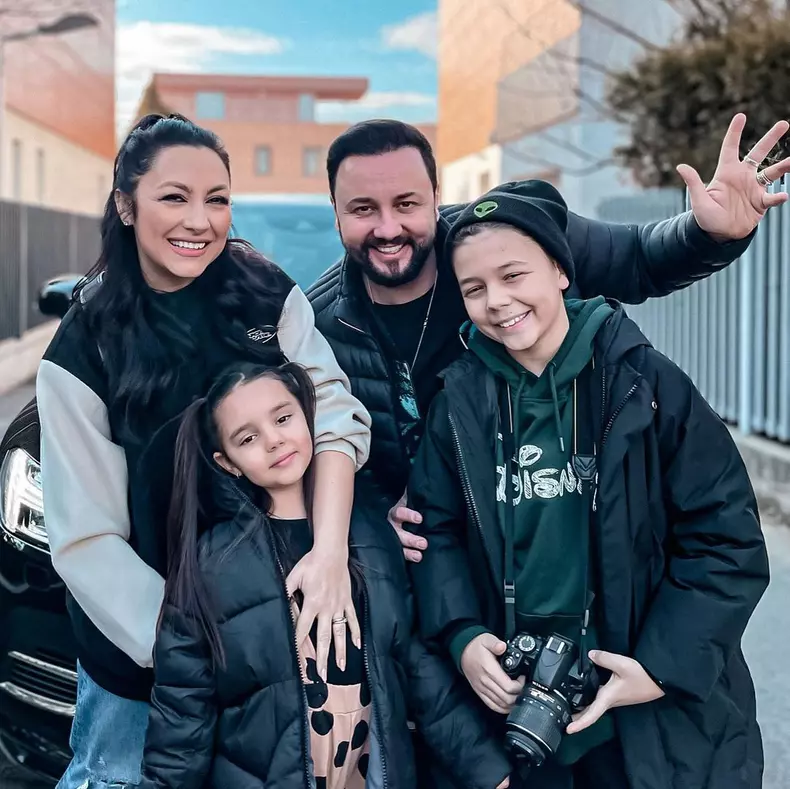 Cum-isi-doresc-Andra-si-Catalin-Maruta-sa-sarbatoreasca-cei-14-ani-de-mariaj-11