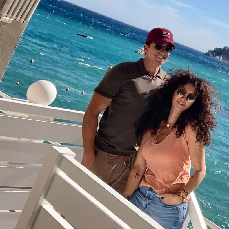 Fiul-Mihaelei-Radulescu-a-absolvit-liceul-3