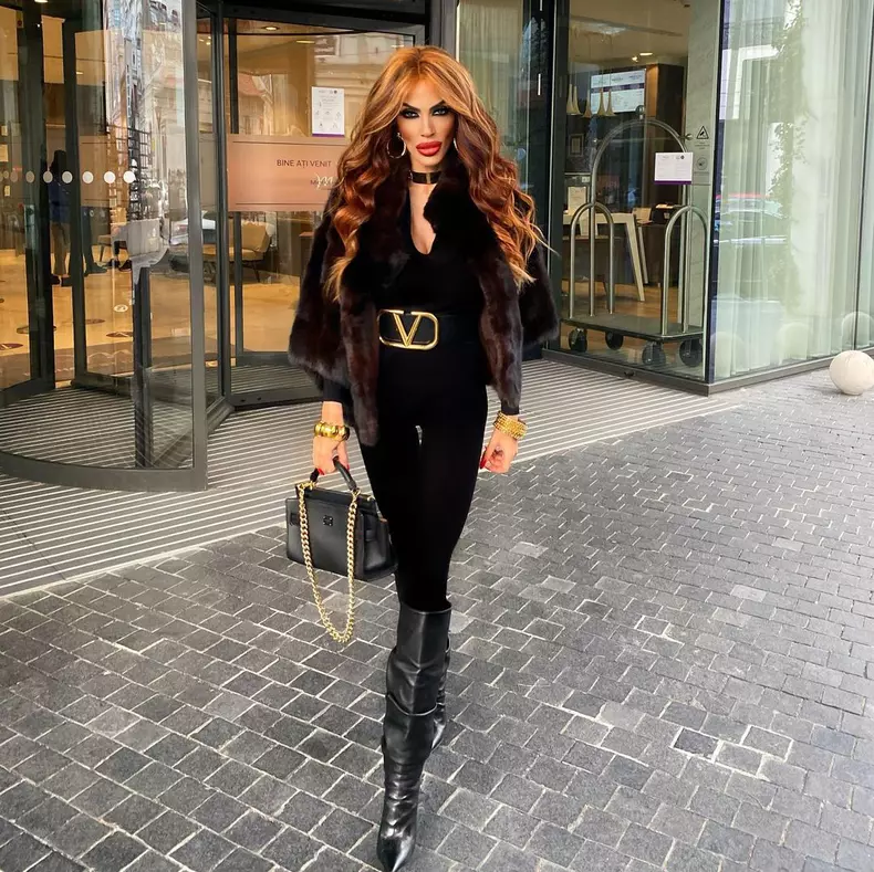 Raluca-Badulescu-si-sotul-ei-divorteaza-7