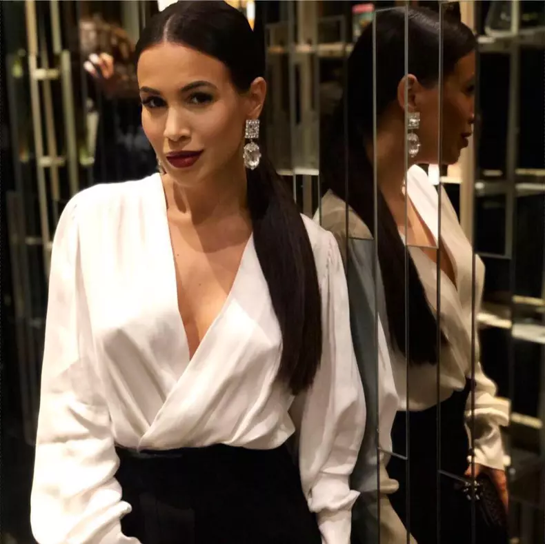 Alexandra Anastasescu prezintă noul sezon „Flash Monden”, la Prima TV