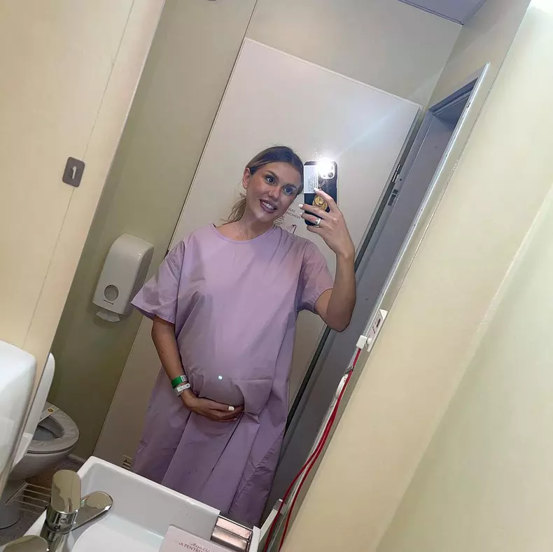 emily burghelea spital (2)
