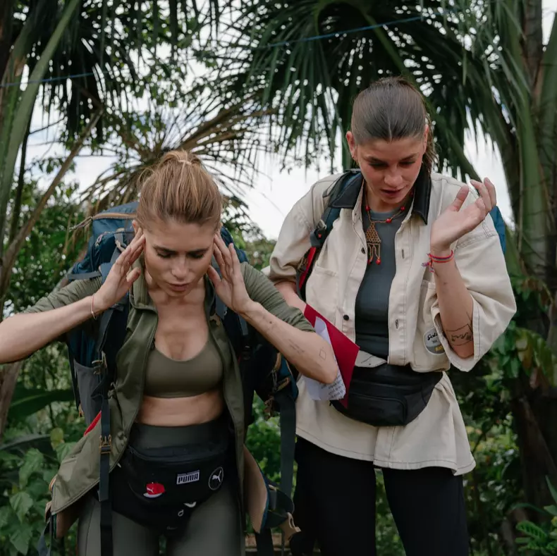 Laura Giurcanu și Sânziana Negru