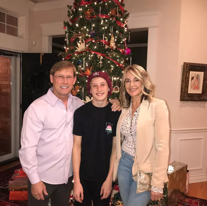nadia si familia