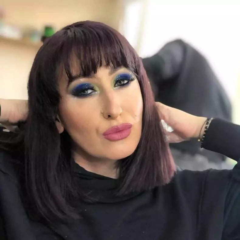 Cum arată sora actriței Ilona Brezoianu  (2)