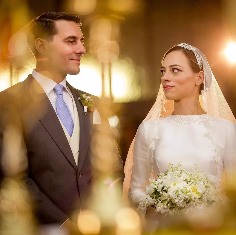 Fostul Principe Nicolae cadou impresionant pentru Alina (4)