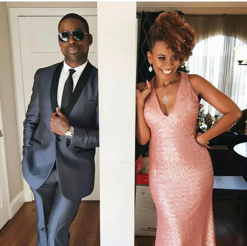 11.Cuplul care râde împreună, stă împreună