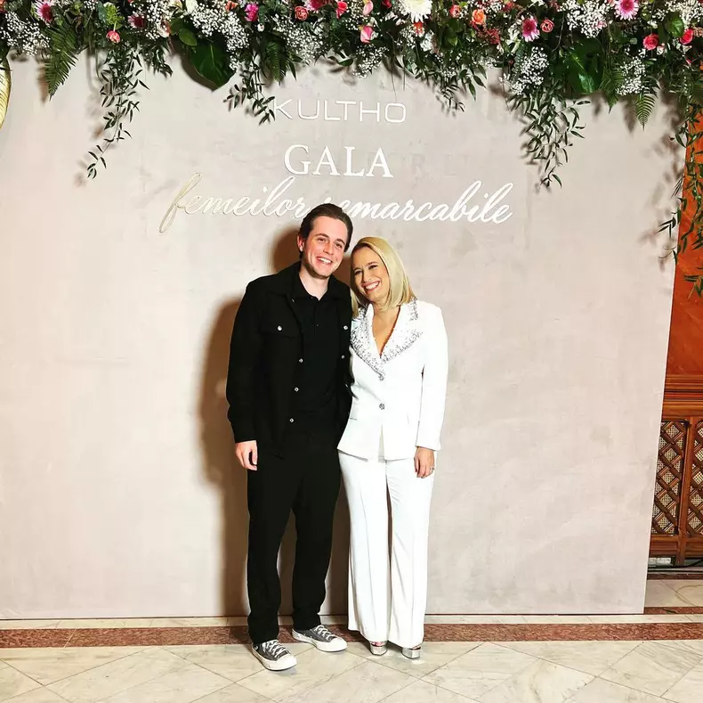 Andreea Esca, detalii despre copiii ei, Alexia și Aris  (3)