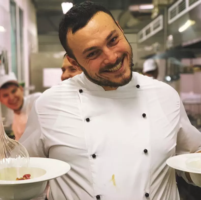 Alexandru-Comerzan-câștigător-Chefi-la-cuțite-1