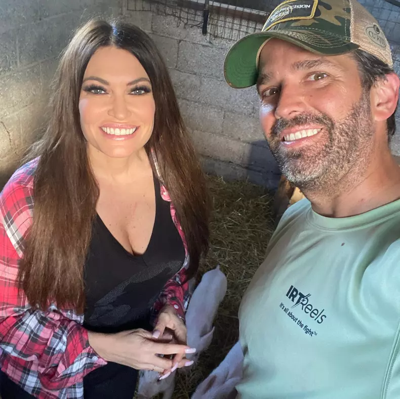 iubita-Donald-Trump-Jr-coronavirus1