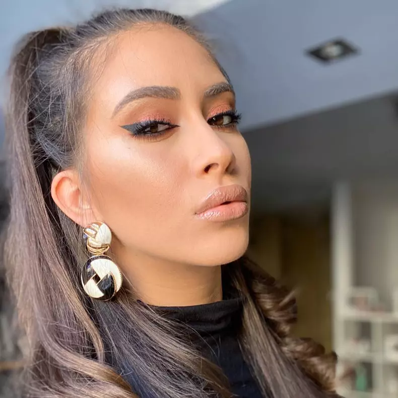 pepe-surprins-alaturi-de-iubita-misterioasa-3-Copie