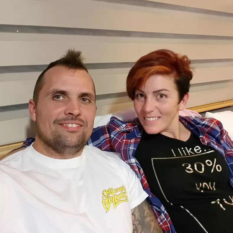 cine-este-sandy-medini-de-la-splash-vedete-la-apa6