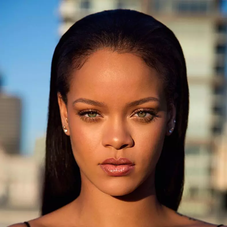 Rihanna copil