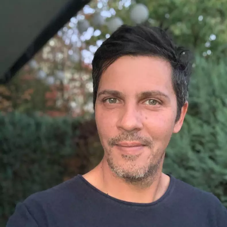 6182aa3073709-lucian-viziru-crop-1635953371