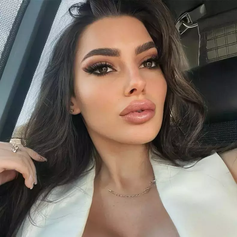 maria tebies 5