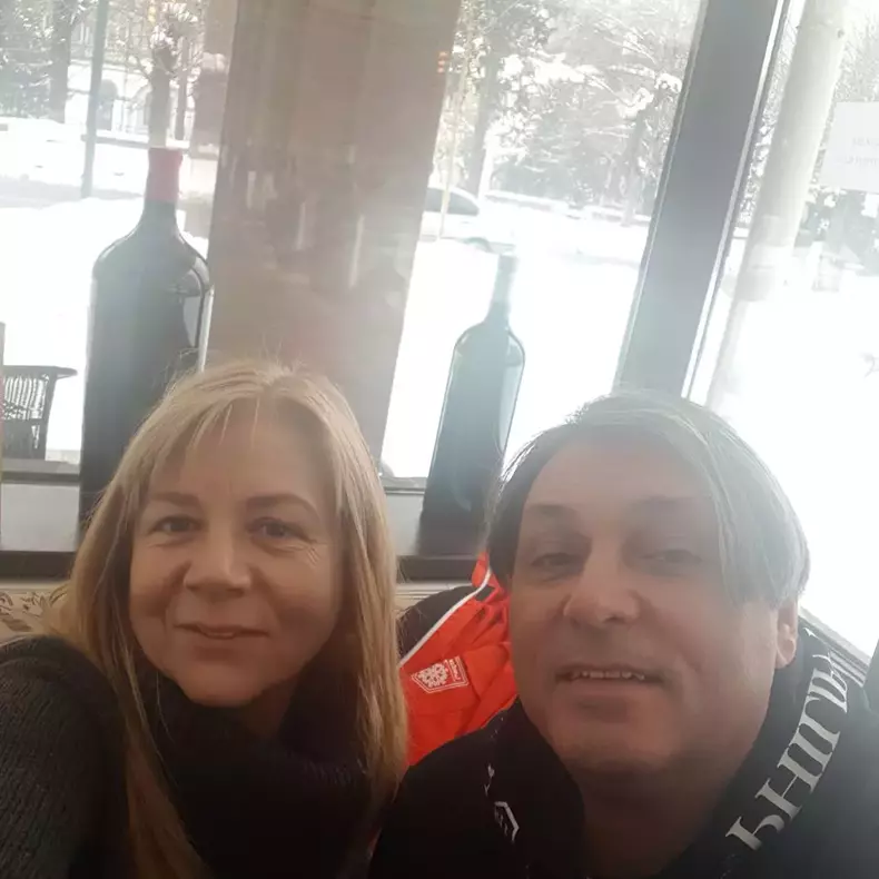 doi-ani-moartea-cornel-gales-1