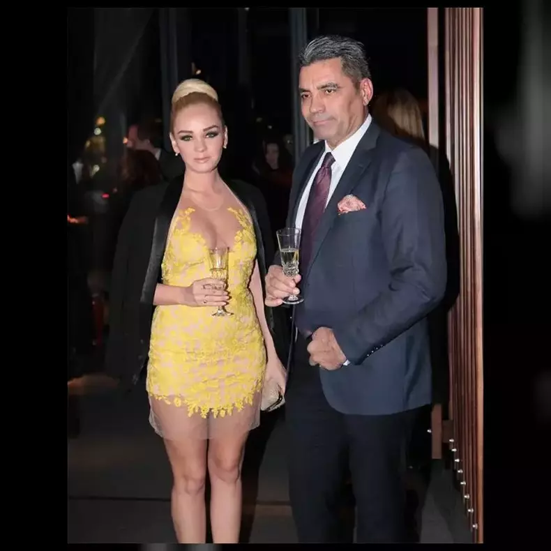 c800x800_maria_constantin