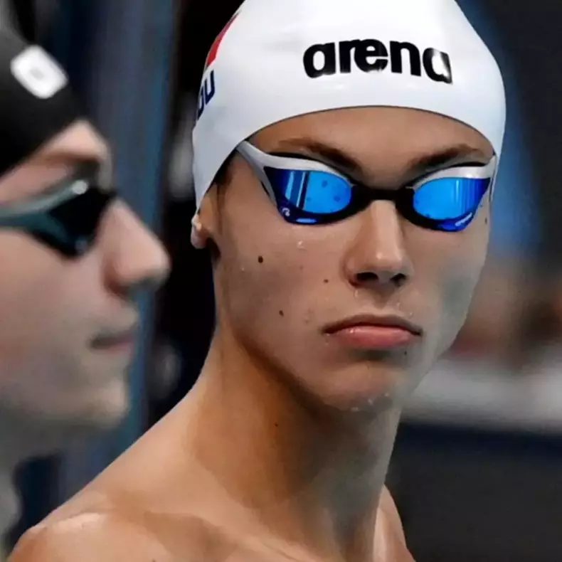 cine-este-si-cu-ce-se-ocupa-mama-lui-David-Popovici-2