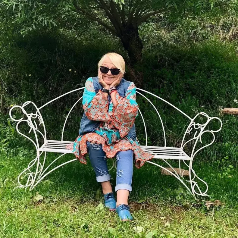 Mirabela-vedeta-1024x1024-1