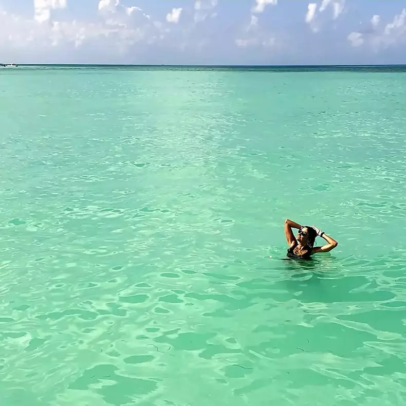 anca-turcasiu-sexy-10