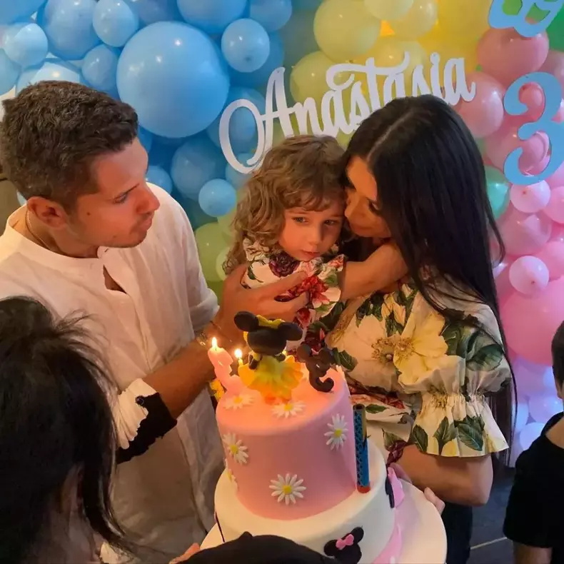 elena-basescu-si-catalin-tomata-impreuna-la-doi-ani-de-la-despartire-7-1024x1024-1