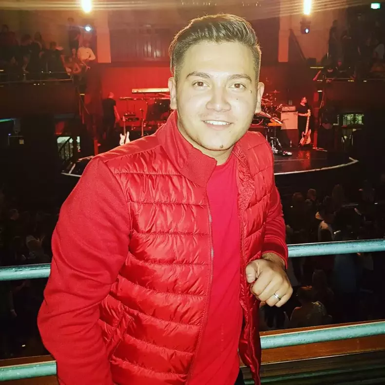 florin-raduta-castigator-x-factor-cancer-stomac-794306