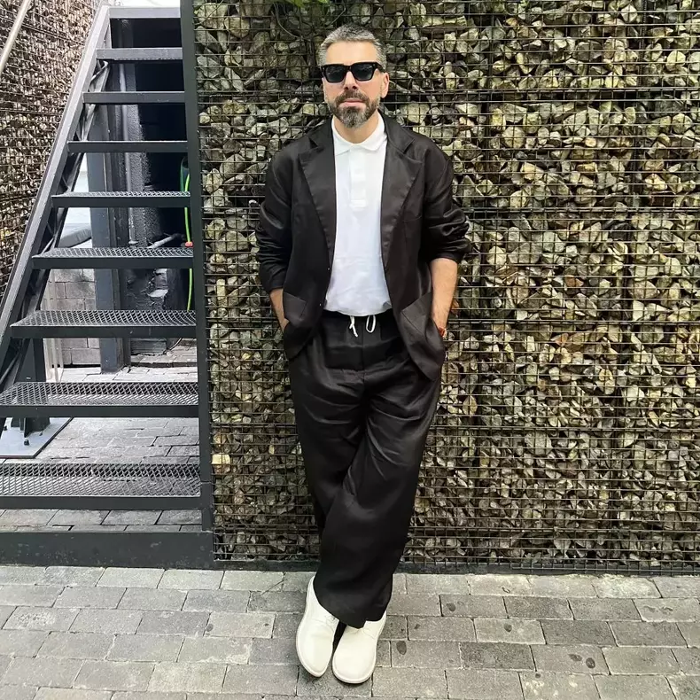 maurice-munteanu-2-1024x1024-1-1024x1024-1