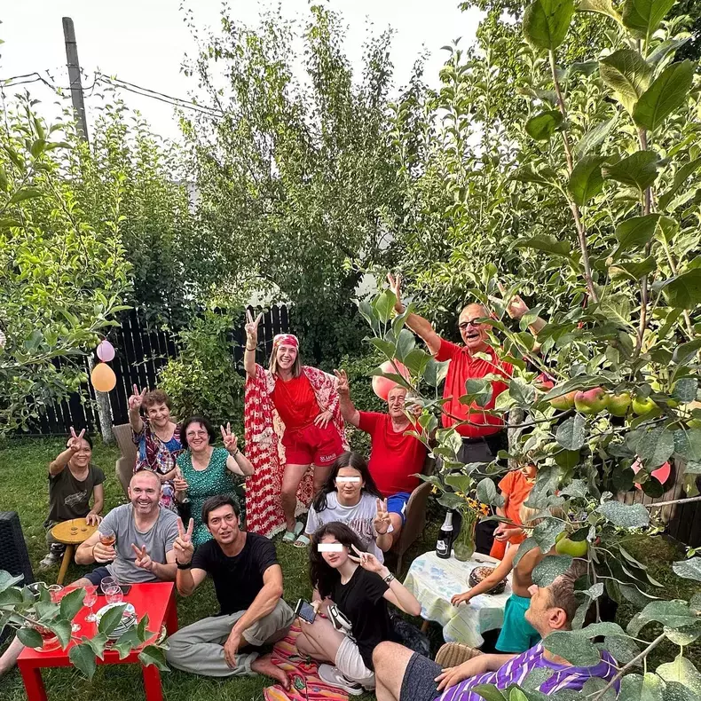 familia adeeli