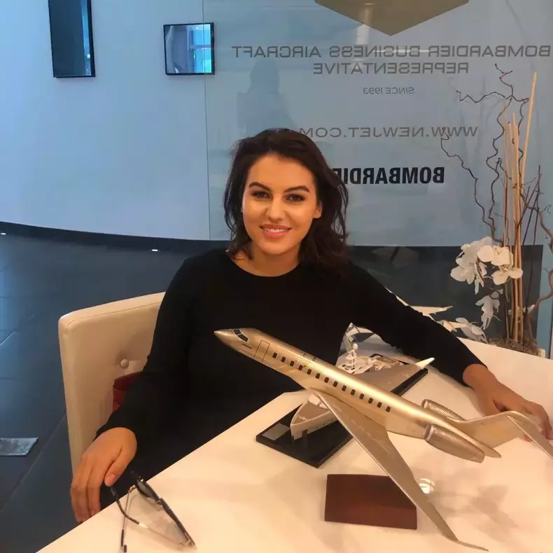 cine-este-romina-gingasu-2-1024x1024-1