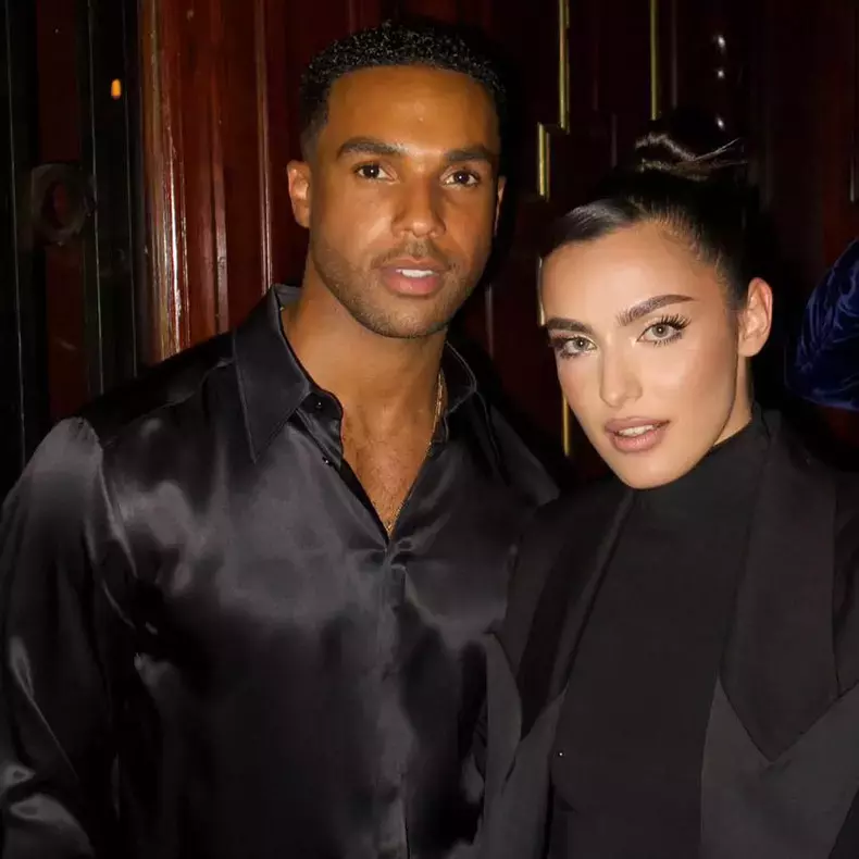 alexia-eram-si-lucien-laviscount-intalnire-surpriza-in-paris-1