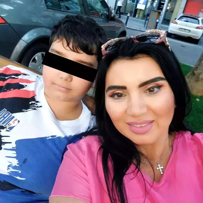 adriana-bahmuteanu-si-fiul-cel-mic-1