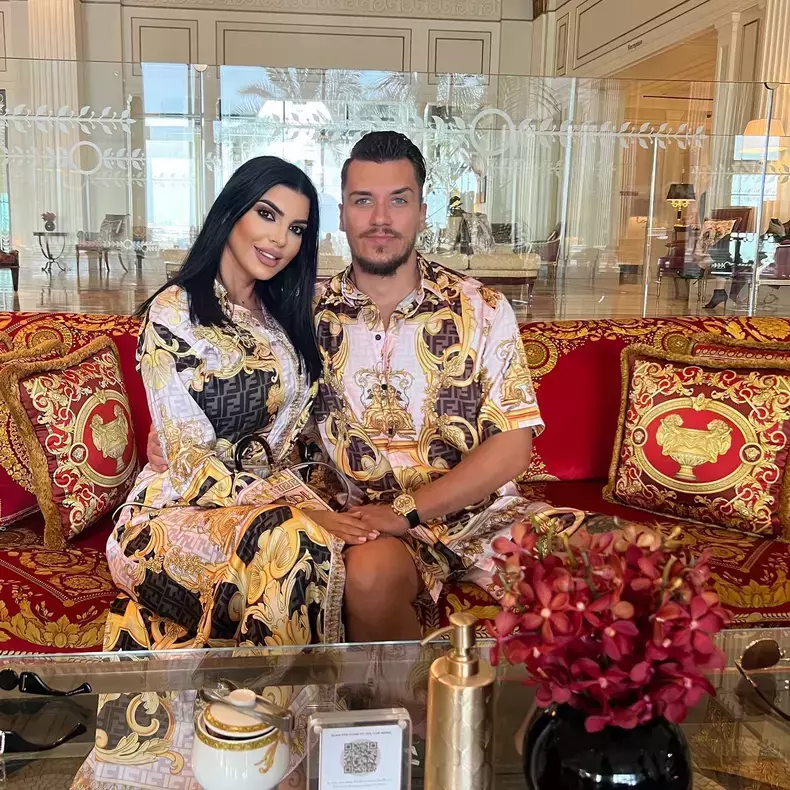 andreea-tonciu-si-sotul-ei-daniel-niculescu-2