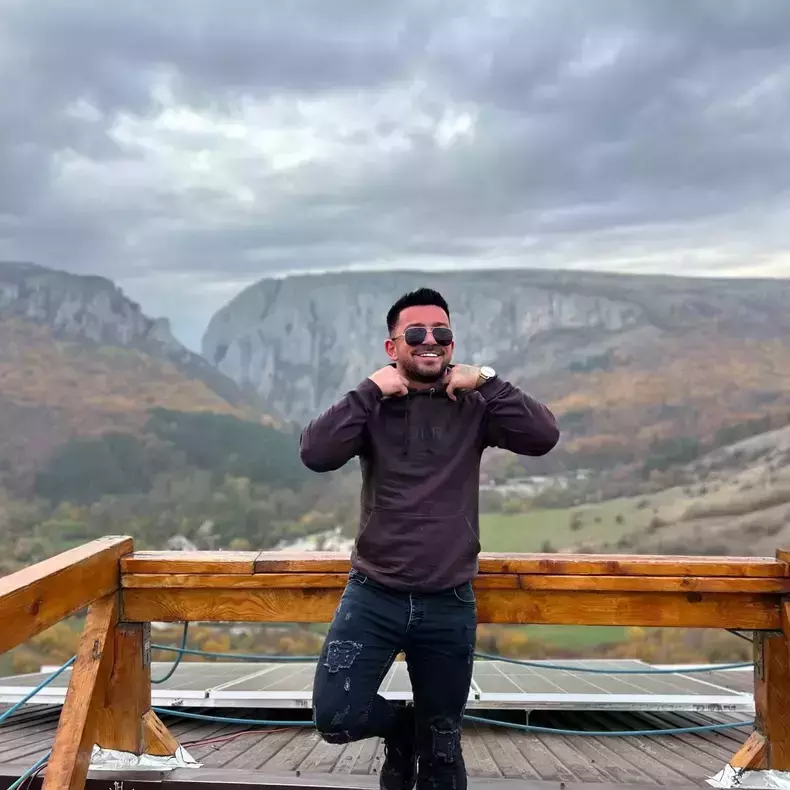 andrei-pernes-inmormantare3-1