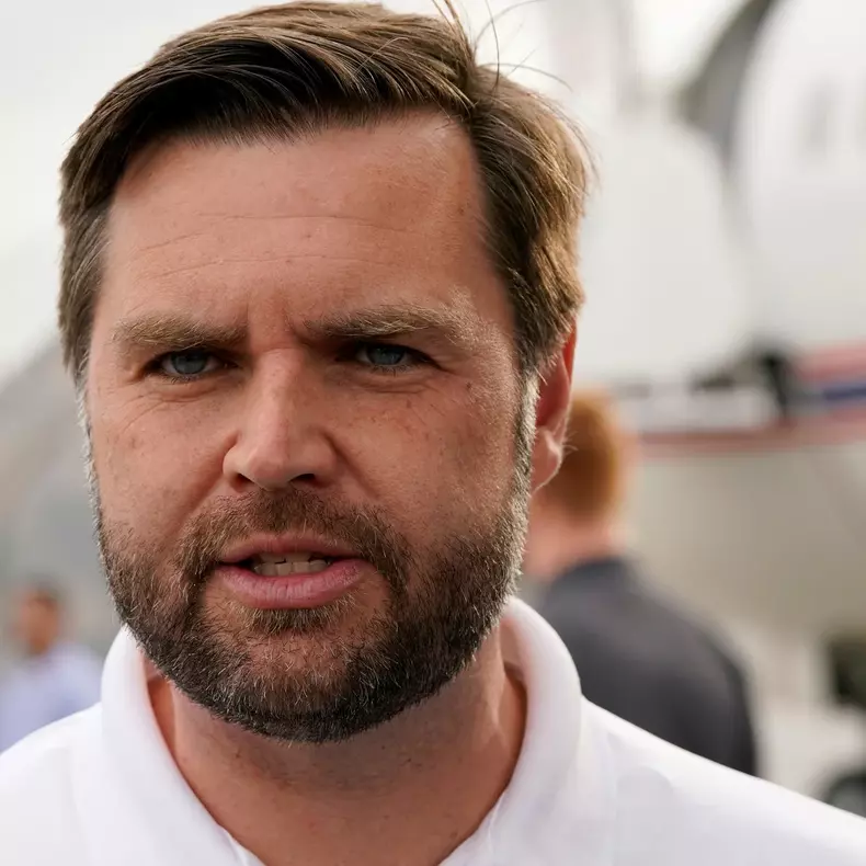 JD Vance8