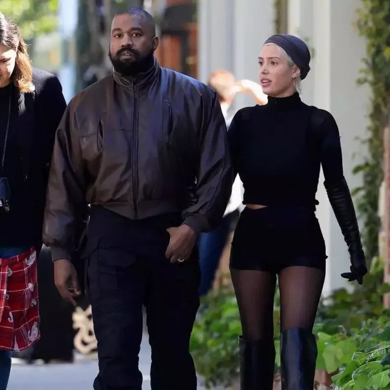 bianca-censori-kanye-west