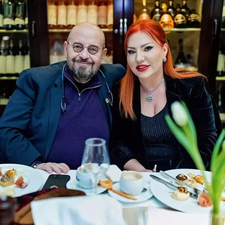cristian-popescu-piedone-si-sotia-lui-iulia-popescu-4
