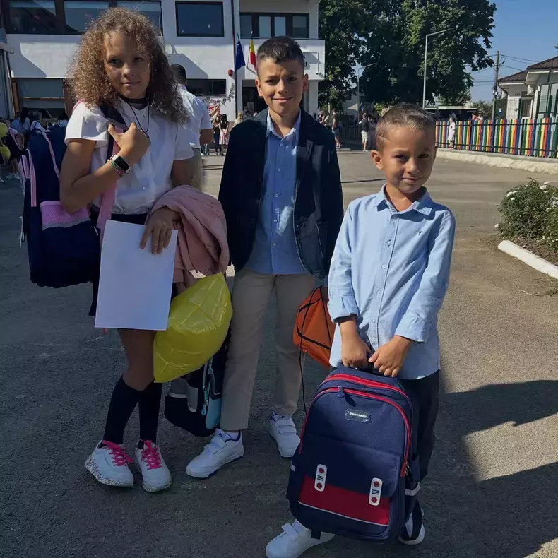mirela-vaida-copii-prima-zi-de-scoala-9