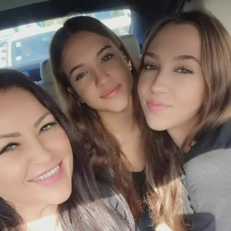 fetele-lui-dan-alexa-2