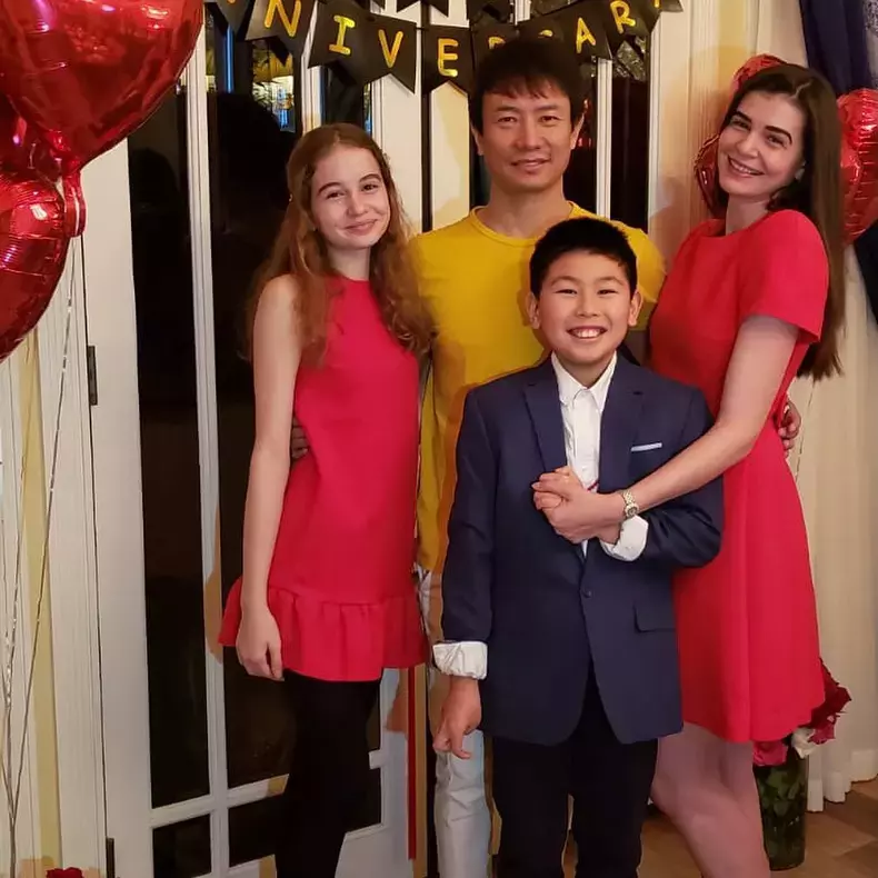 monica-gabor-mr.-pink-irina-columbeanu-si-fiul-omului-de-afaceri-2